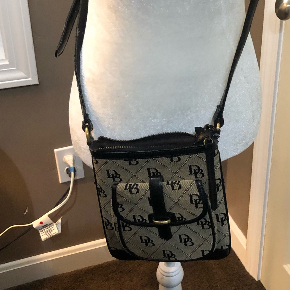 Cross Body Pocketbook